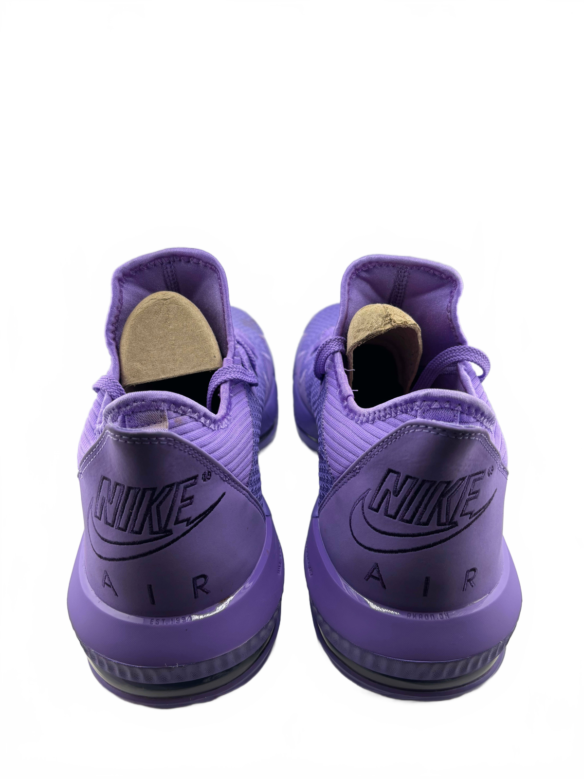 Nike LeBron 16 Low Atomic Violet